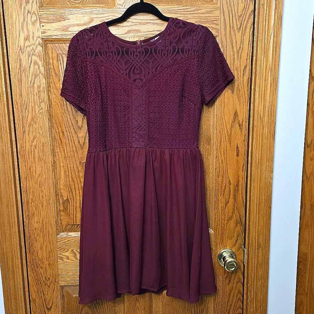 Alya Short Sleeve Burgundy Mini Cocktail Dress